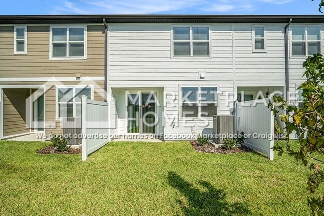 Building Photo - 7682 Deer Vly Cir
