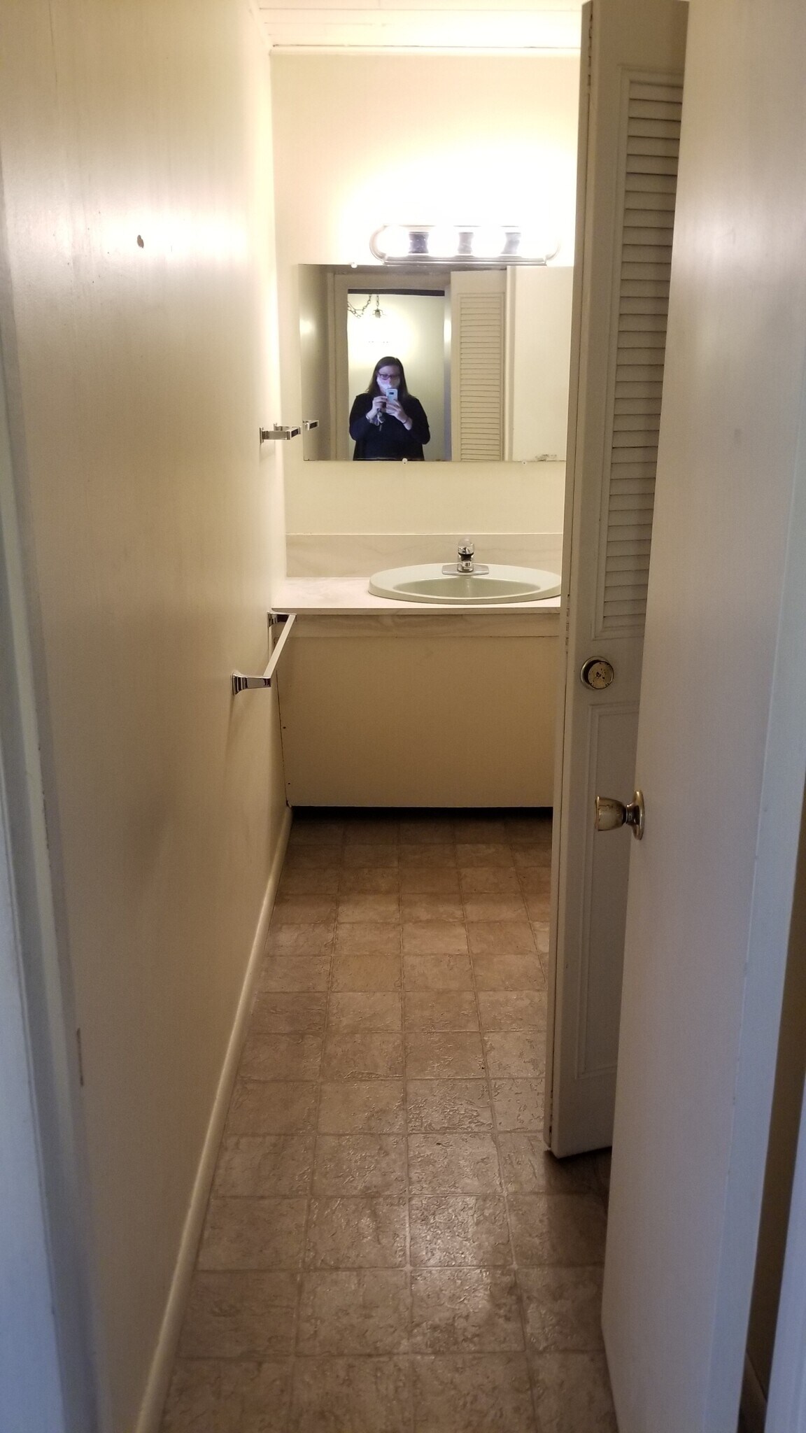 Building Photo - 2752 University Ave