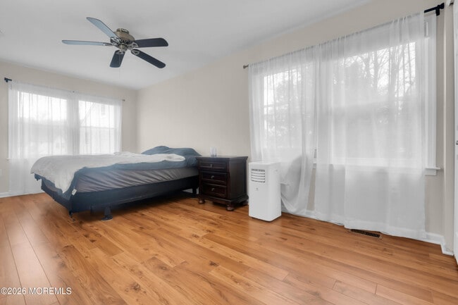 Building Photo - 30 Shilling Way