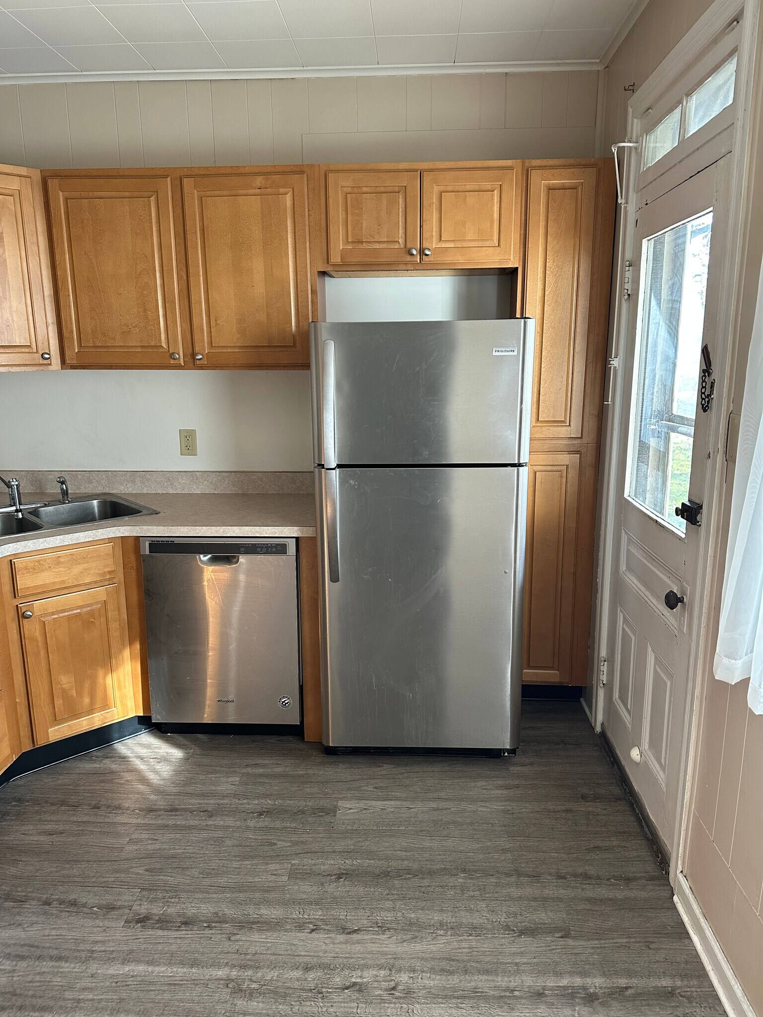 Kitchen - 19 S 24th St