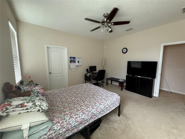 Building Photo - 1841 Castleton Dr