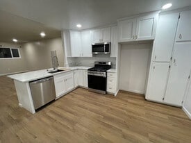 Building Photo - 2117 247th St