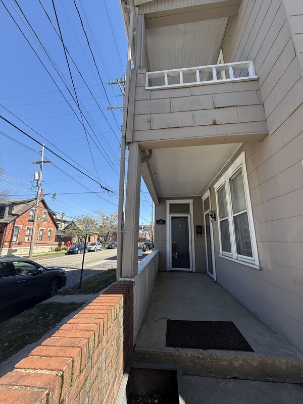 Building Photo - 187-189 E Whittier St