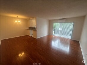 Building Photo - 612 Hayworth Ave