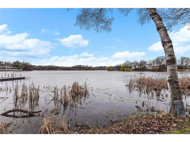 Building Photo - 5880 Christmas Lake Rd