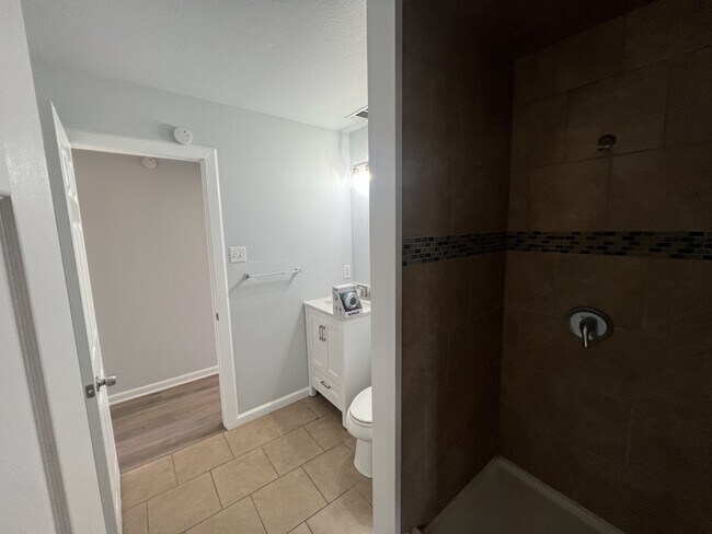 Building Photo - 2021 15th St