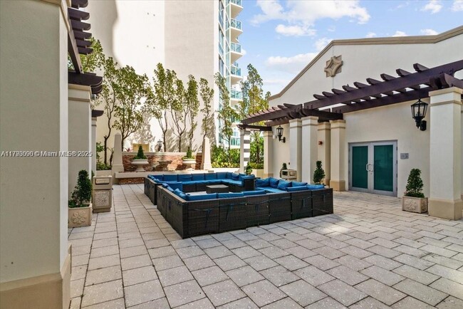 Building Photo - 250 Sunny Isles Blvd