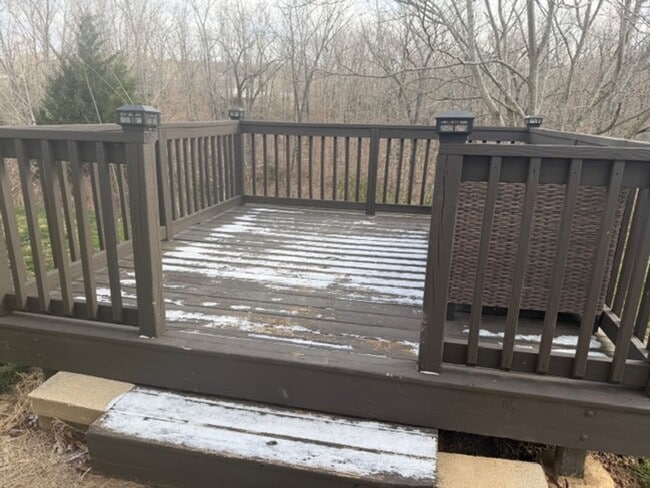 Building Photo - Beautiful 3/2 Avaliable April 20th