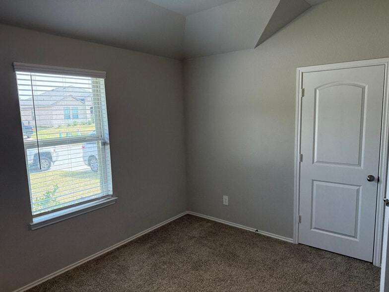 Building Photo - 3525 Pearl Mill Ln