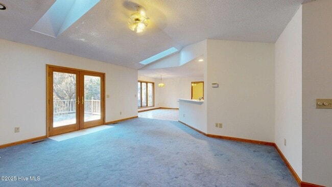 Building Photo - 1236 Rays Bridge Rd