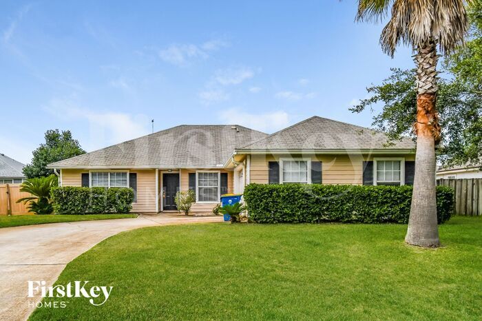 Primary Photo - 12335 Bucks Harbor Dr S