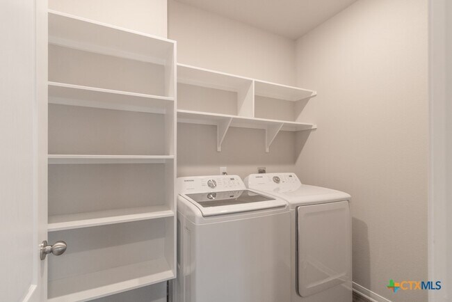 Building Photo - 5410 Friars Lp