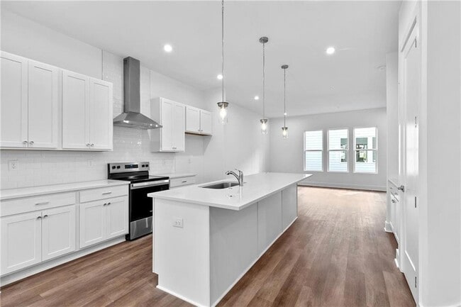 Building Photo - 515 Motivation Cir NW