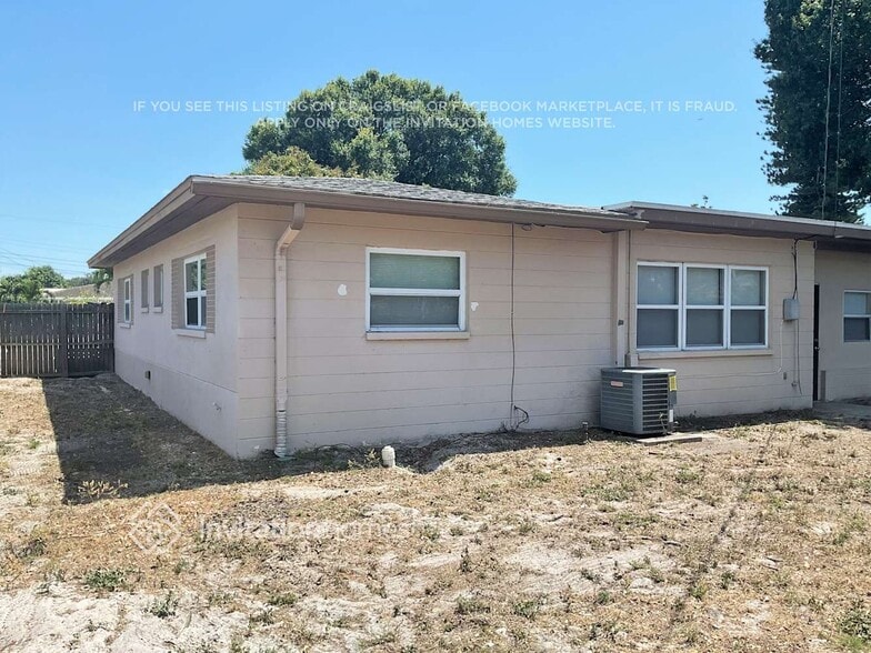 Building Photo - 4301 32nd Ave N