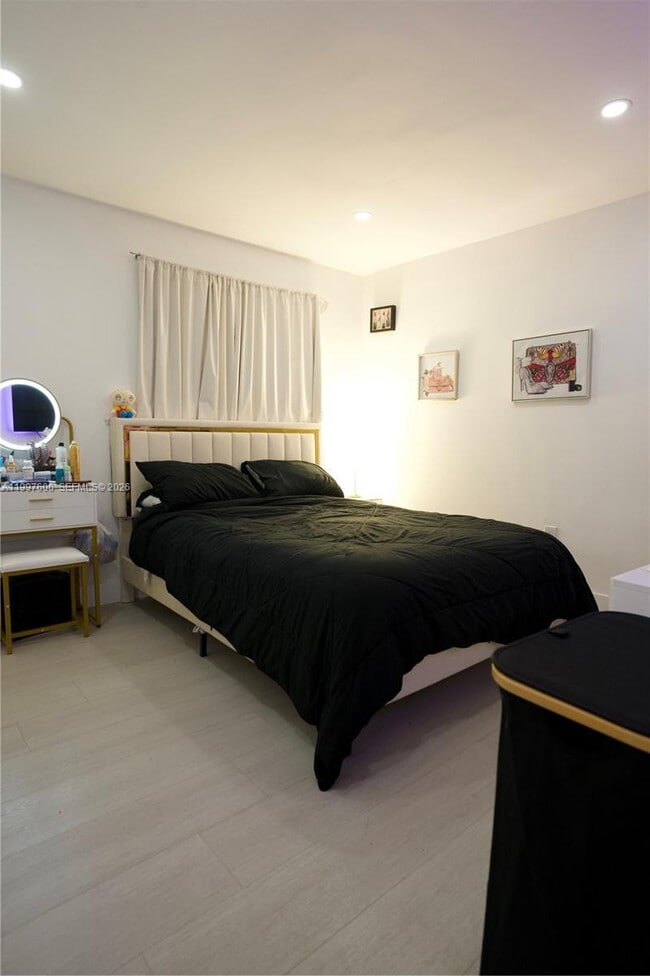 Building Photo - 18499 NW 52nd Path