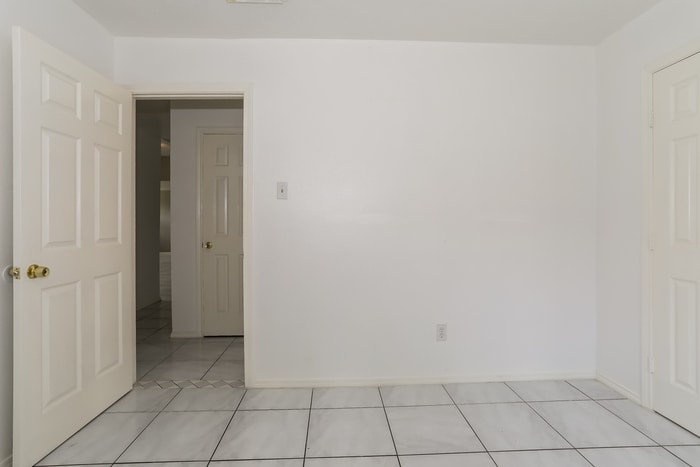 Building Photo - 14110 Magnolia Springs Dr