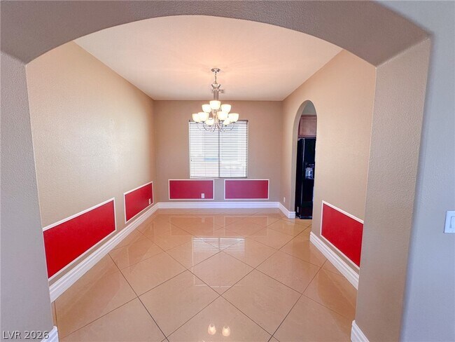 Building Photo - 142 Castle Course Ave