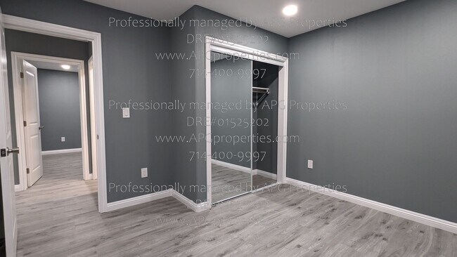 Building Photo - 7432 Franklin St