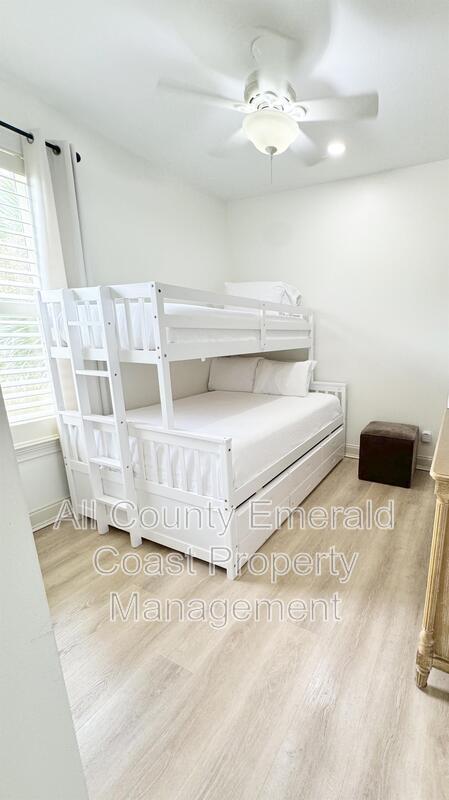 Building Photo - 25 S Wildflower Dr