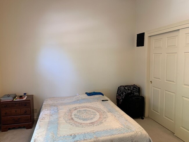 Building Photo - 435 Mission Santa Fe Cir