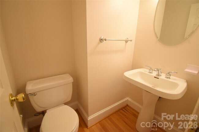 Building Photo - 3704 Wind Ridge Pl