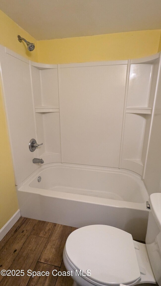 Building Photo - 107 San Juan Cir