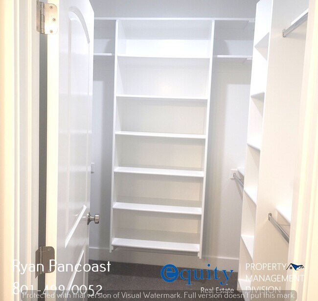 Building Photo - 3076 N 325 W
