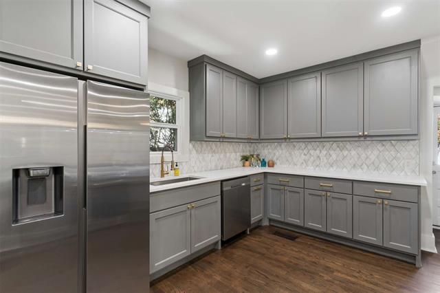 Building Photo - 4516 Fairway Ave