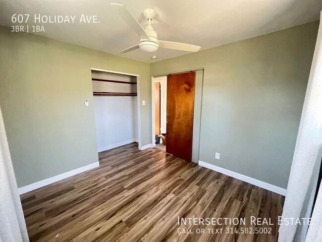 Building Photo - 607 Holiday Ave