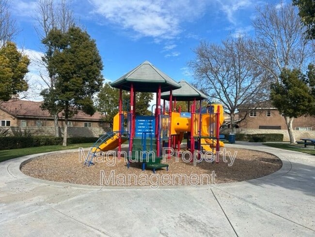 Building Photo - 31651 McCartney Dr