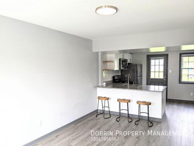 Building Photo - 1707 Colorado Ave