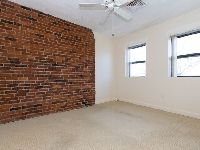 Building Photo - 155 Kendrick Ave., #301, Quincy, MA 02169