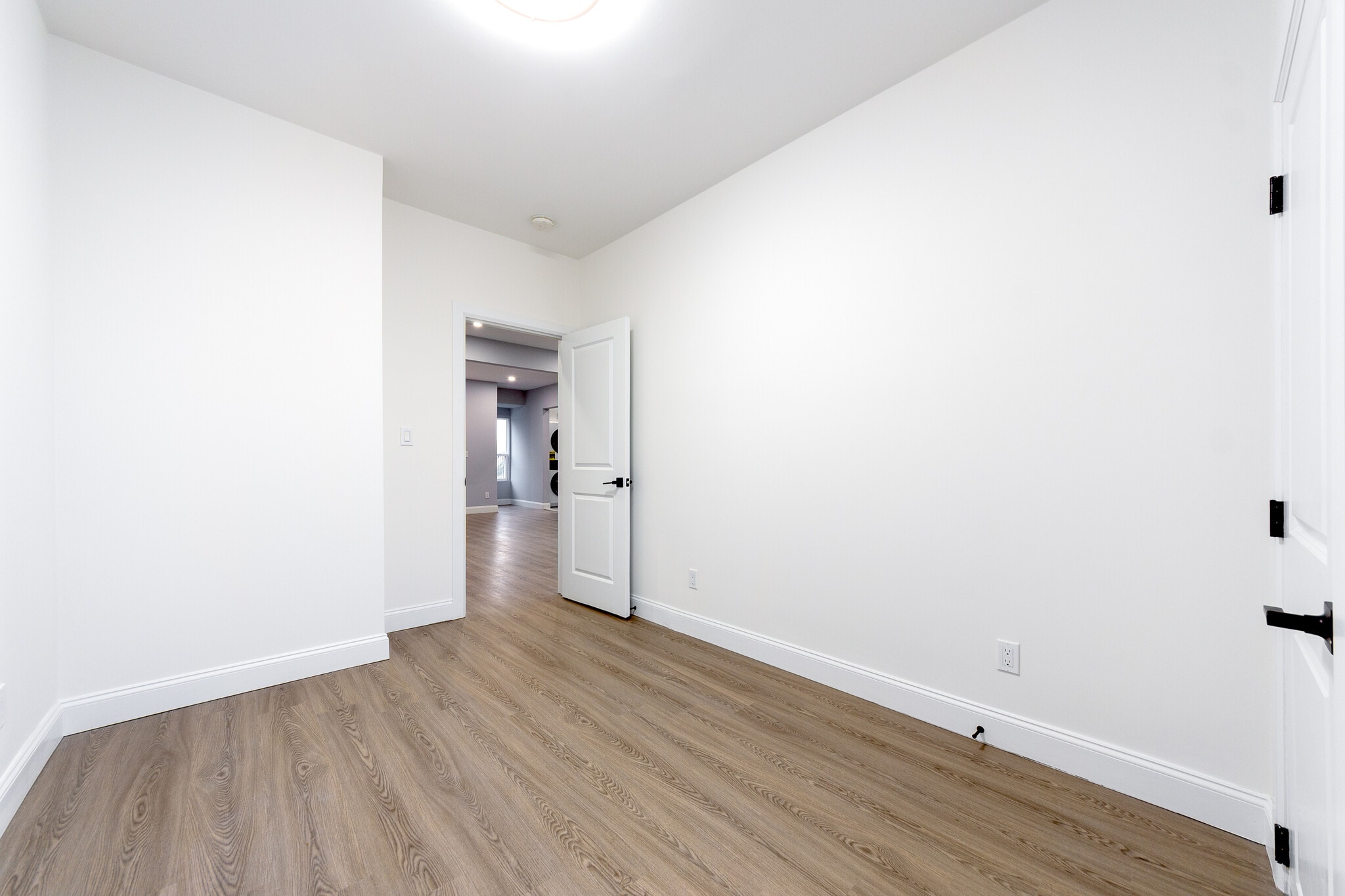 Building Photo - 222 Primrose Ave