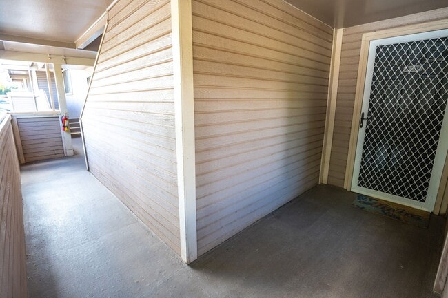 Building Photo - Furnished Condo at Kihei Shores, 2 Bed / 2...