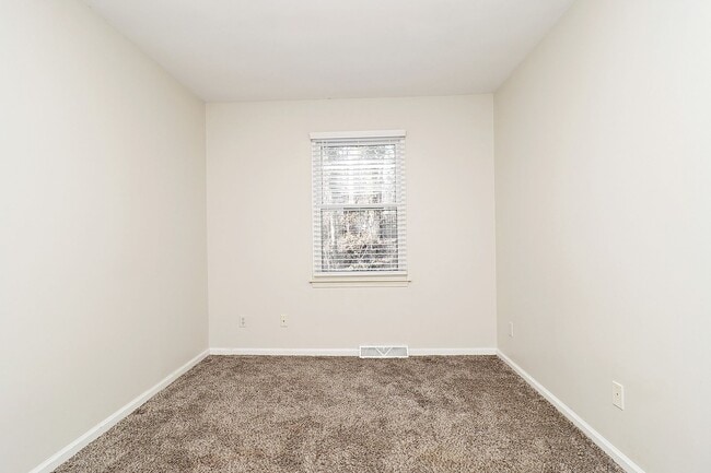 Building Photo - Dog-Friendly Duplex Close To The Shops at Stonefield