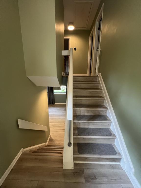 Building Photo - 1002 Timber Creek Dr