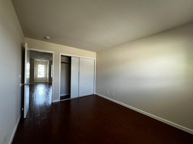 Building Photo - 620 Gamma Ct