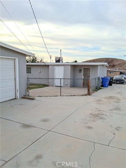 Building Photo - 1160 Mojave Dr