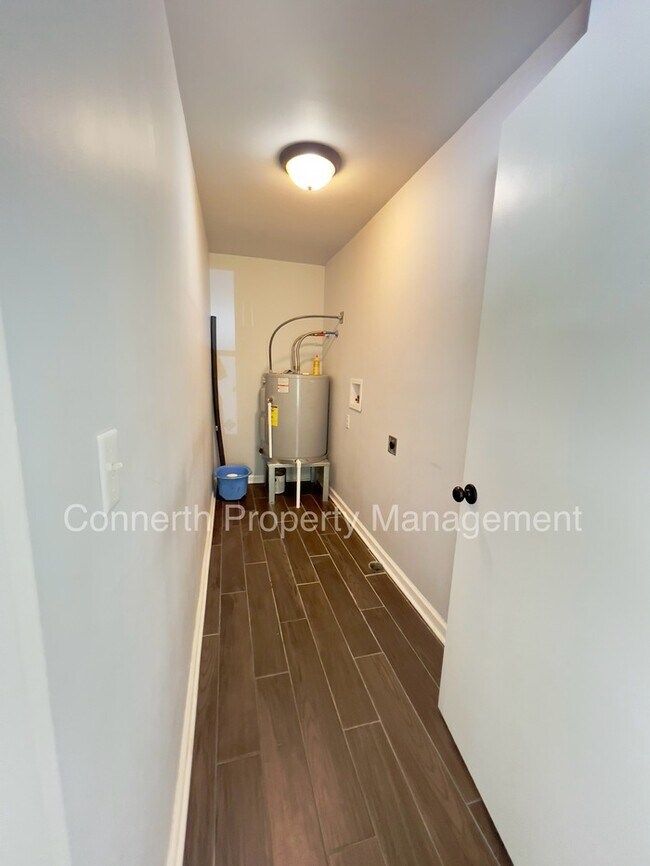 Building Photo - 2880 Trough Springs Rd