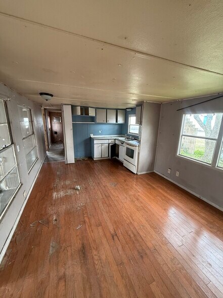 Building Photo - 920 Boardwalk Ln