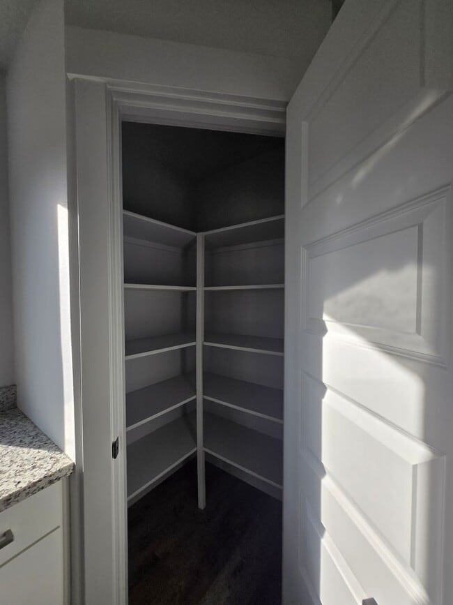 Building Photo - 3 Bedroom 2.5 Bathroom in Winlock