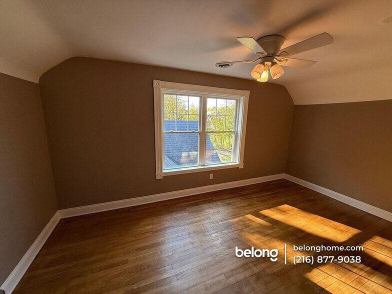 Building Photo - 30871 Lorain Rd