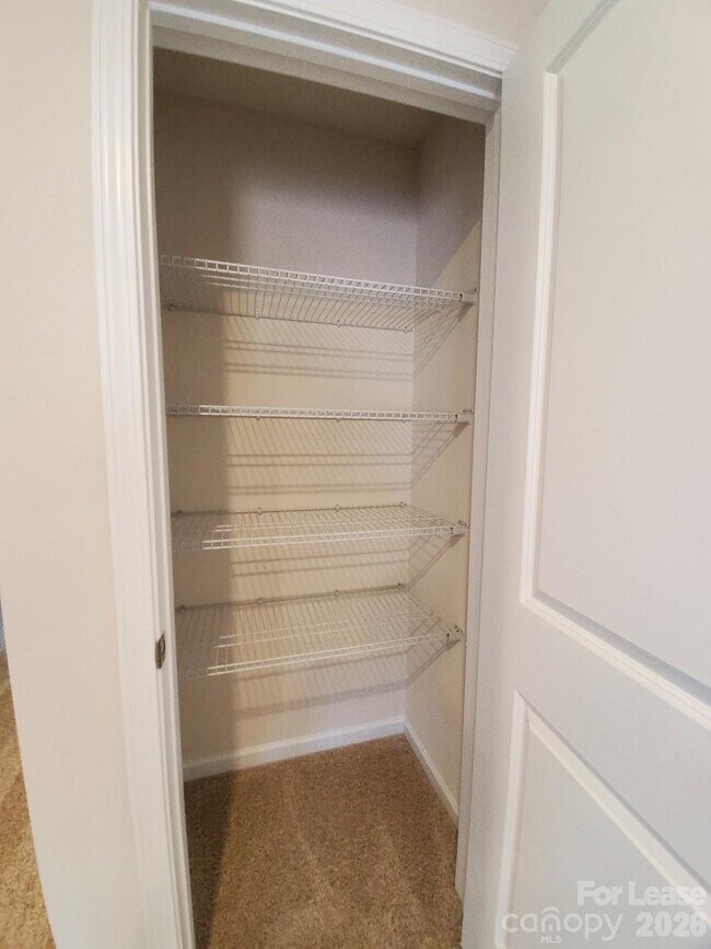 Building Photo - 3013 Lydney Cir