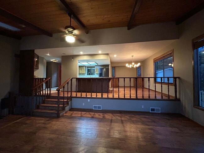 Building Photo - 6367 Woodman Dr