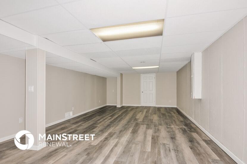 Building Photo - 306 S Pam Ave