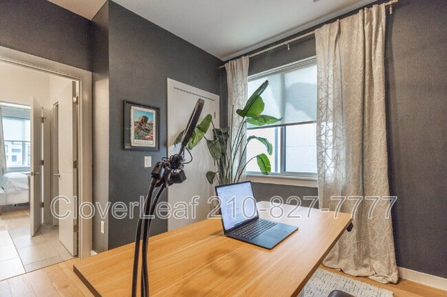 Building Photo - 102 Tendick St