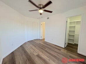 Building Photo - 1 Bedroom Apartment Off New Stine and Plan...