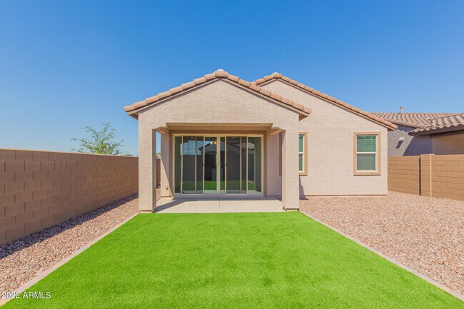 Building Photo - 9239 W Sells Dr