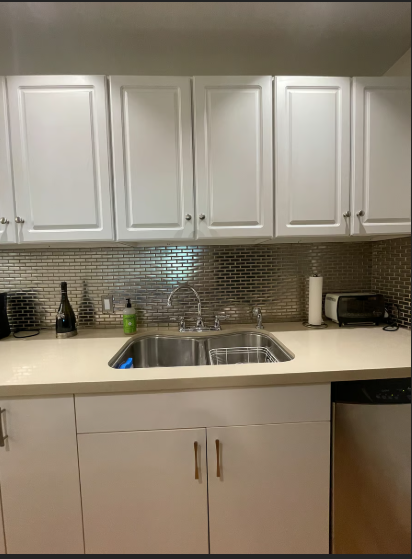 Building Photo - 4501 Cedros Ave