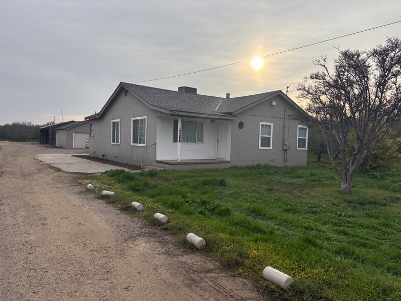 Primary Photo - 420 Milnes Rd